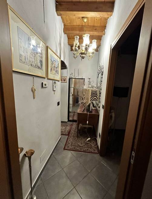 Photo 34